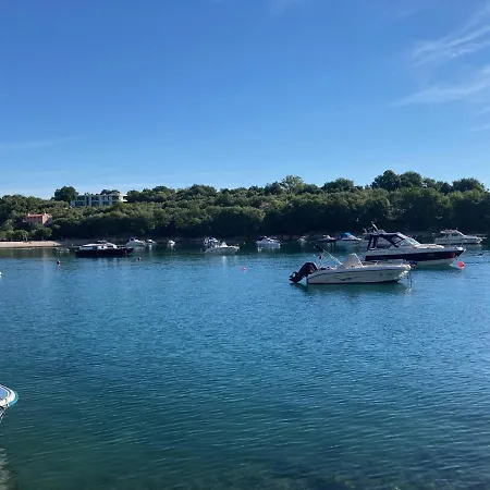 Apartament Vedran *